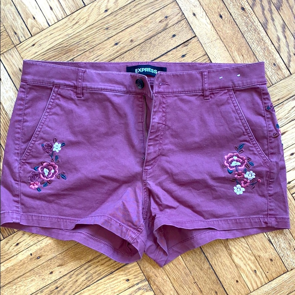 EXPRESS SHORTS - Picture 2 of 5